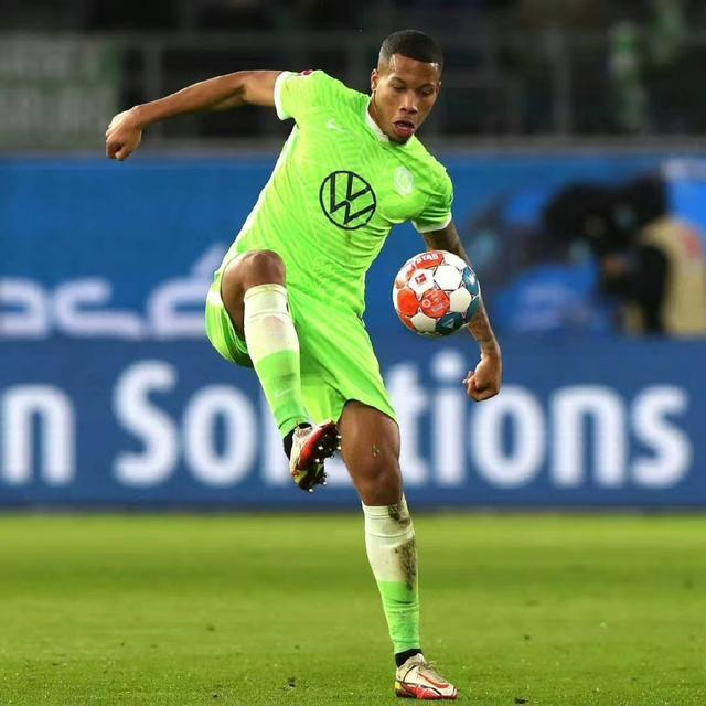 关于欧冠冲刺阶段走向成谜；金州勇士调整名单；压力陡增；数据趋势出现新变化的信息